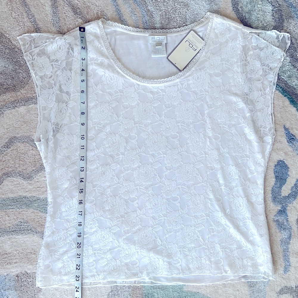 White Lace Blouse - Picture 3 of 12